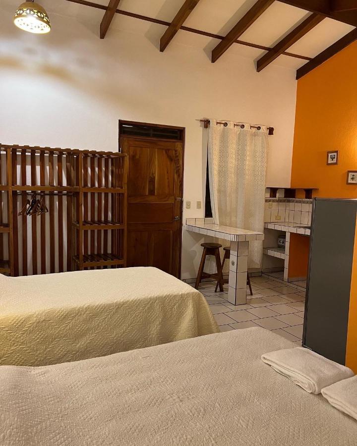 Cabinas El Colibri Puerto Carrillo Ngoại thất bức ảnh