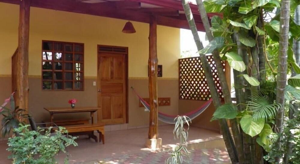 Cabinas El Colibri Puerto Carrillo Ngoại thất bức ảnh