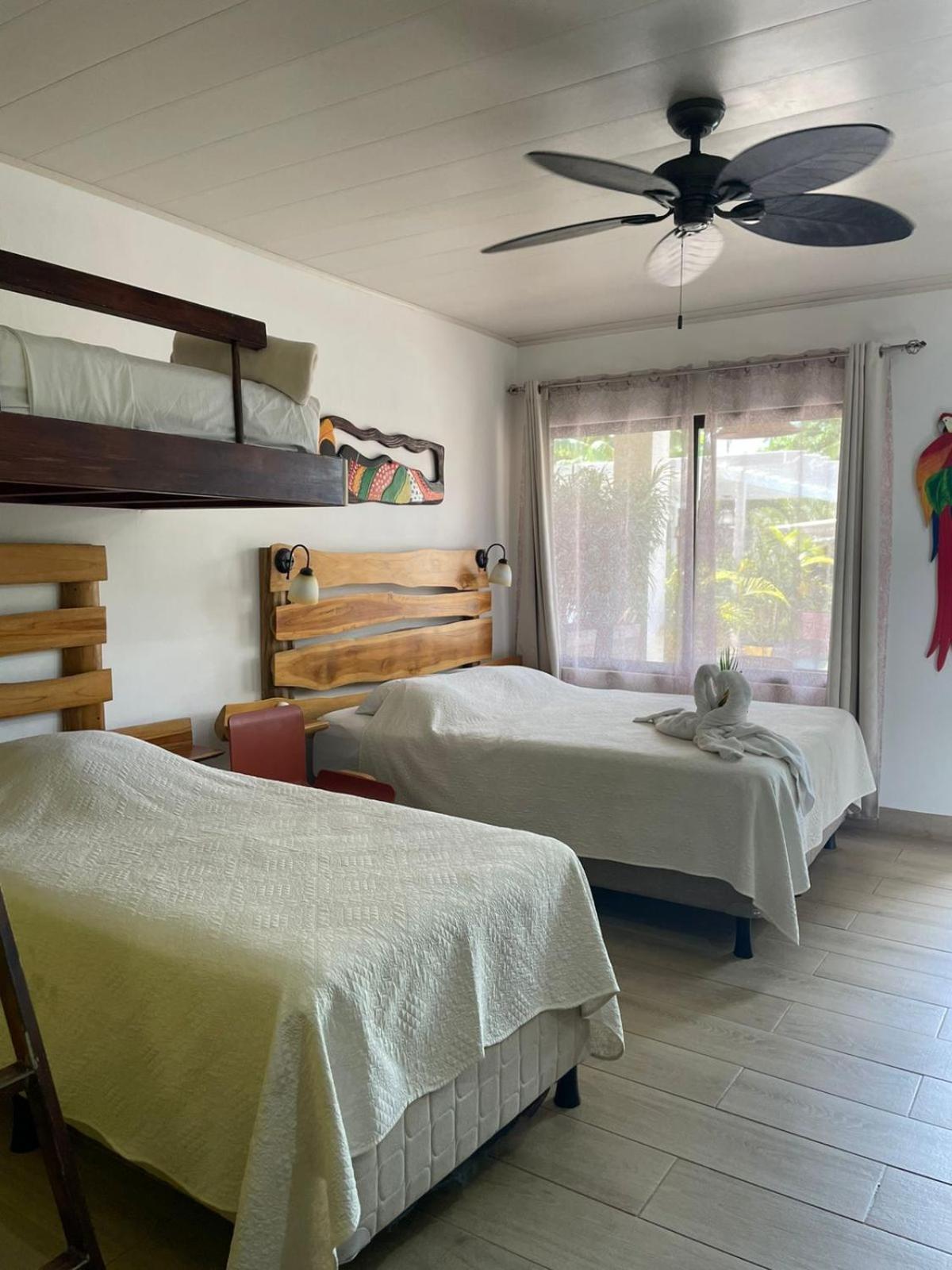 Cabinas El Colibri Puerto Carrillo Ngoại thất bức ảnh